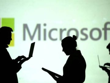 Microsoft agrees to offer cloud security logs for free