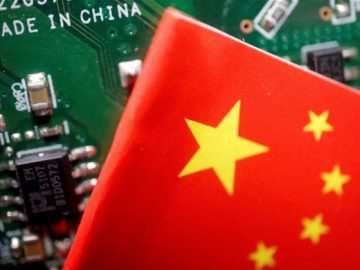 US lawmakers press White House for tougher enforcement of China chip rules