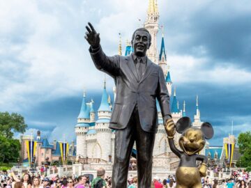 Florida Man Accused of Hacking Disney World Menus, Changing Font to Wingdings Florida Man Accused of Hacking Disney World Menus, Changing Font to Wingdings