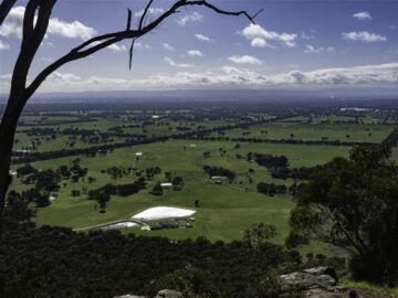 Vic hospitals accelerate cloud shift under shared services model – Cloud – Software Vic hospitals accelerate cloud shift under shared services model