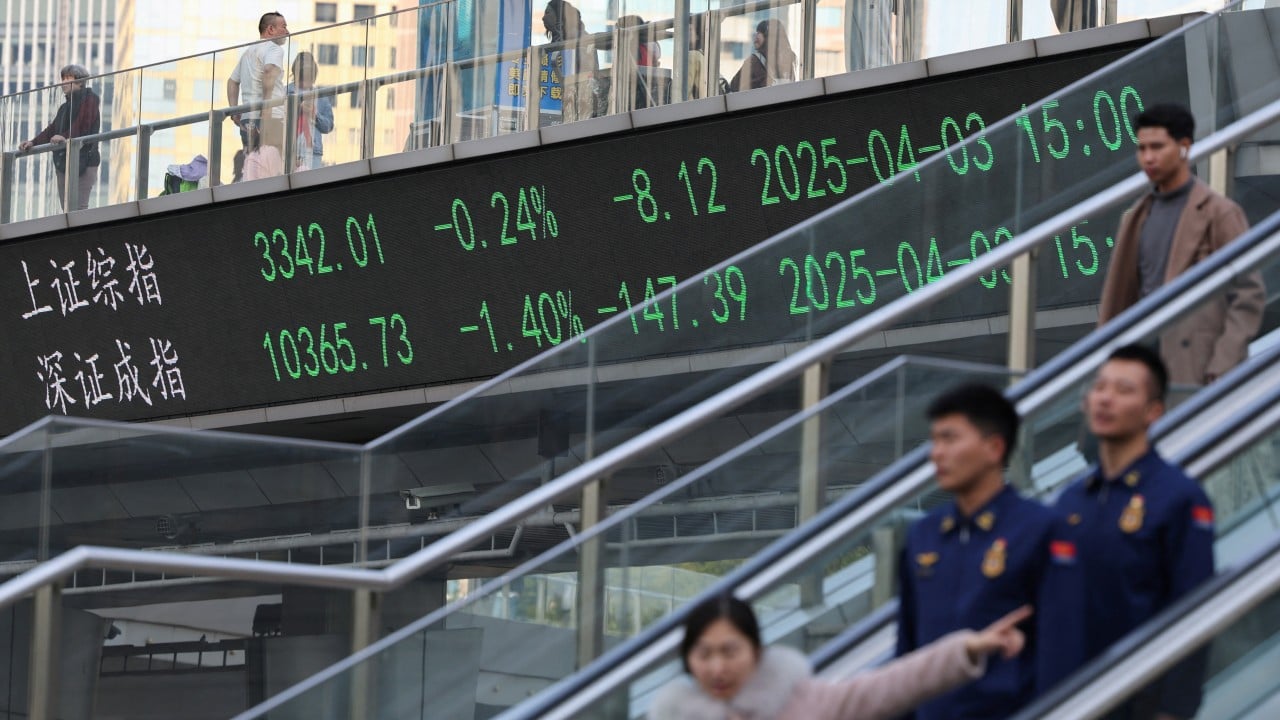 China’s internet watchdog cracks down on false financial claims, stock touting online