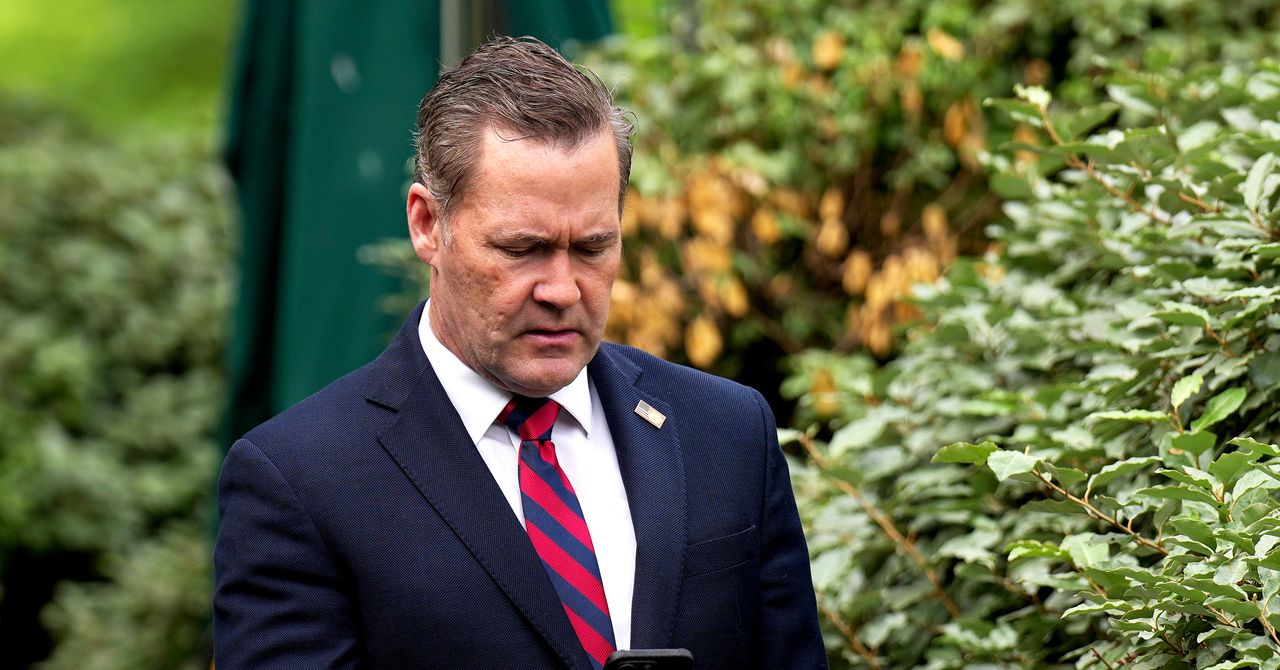 Mike Waltz Has Somehow Gotten Even Worse at Using Signal Mike Waltz Has Somehow Gotten Even Worse at Using Signal