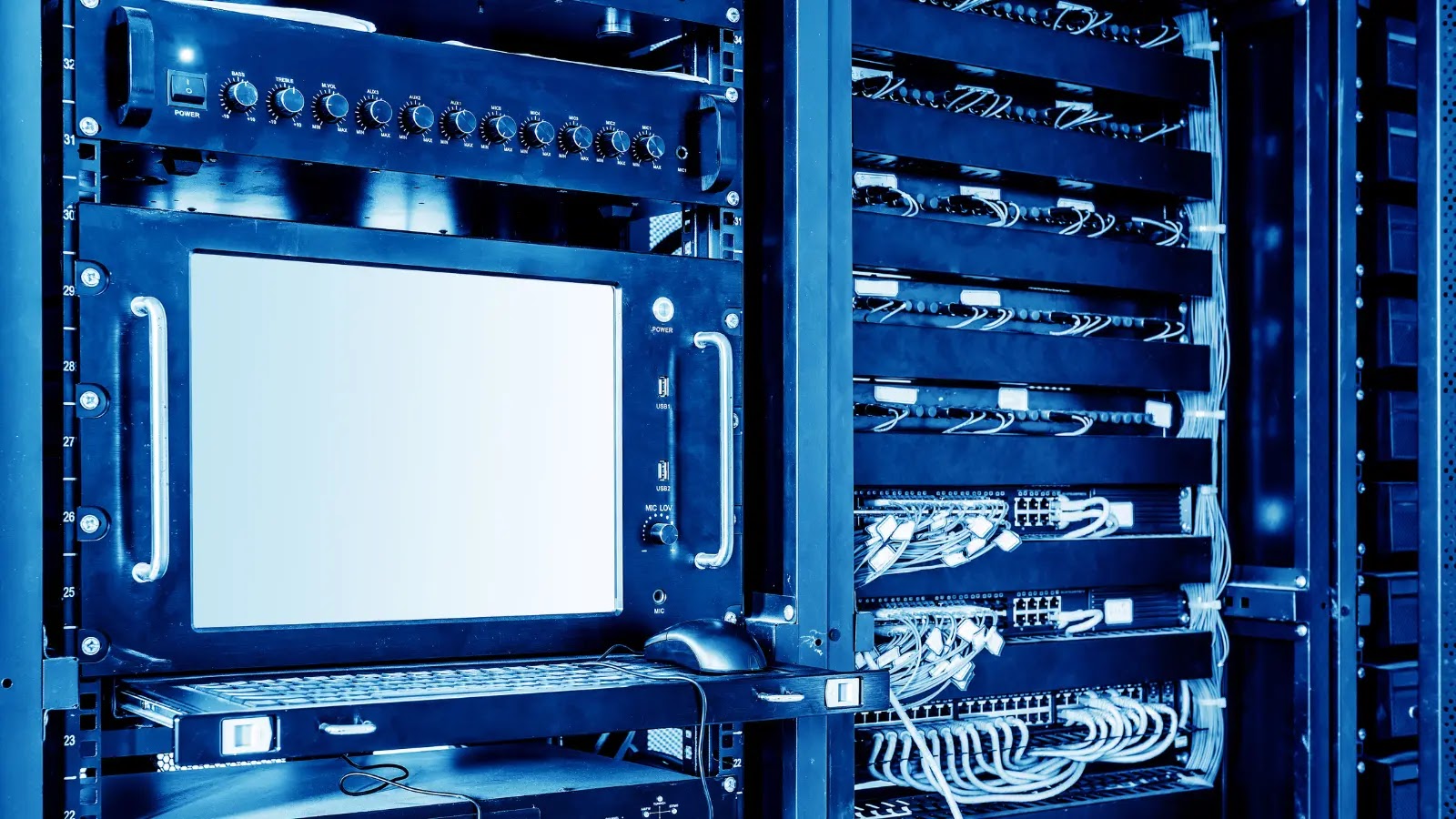 SharkStealer Adopts EtherHiding Technique for C2 Communication Evasion