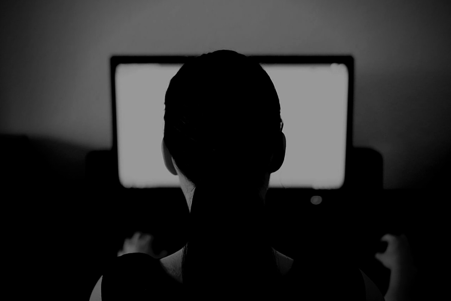 The Murky World of Online Romance