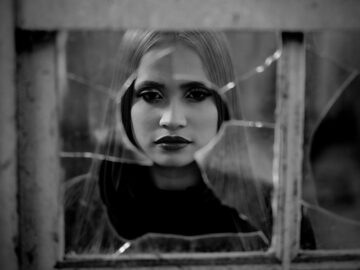 Women In Gaming. Facing A Culture Of Stereotypes, Harassment, & Misogyny.